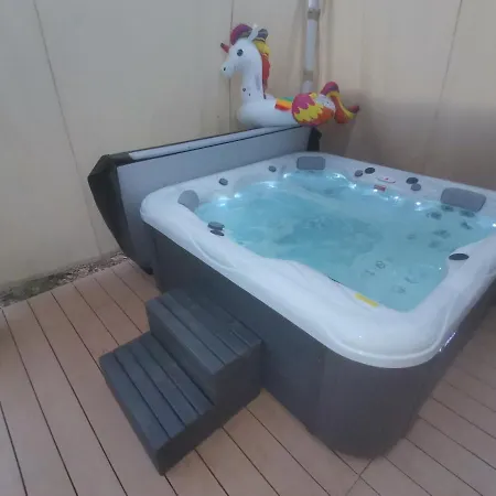 Hola * Novigrad Istria