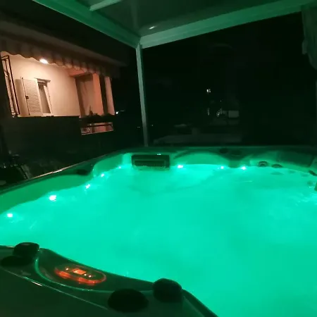 Hola Novigrad Istria