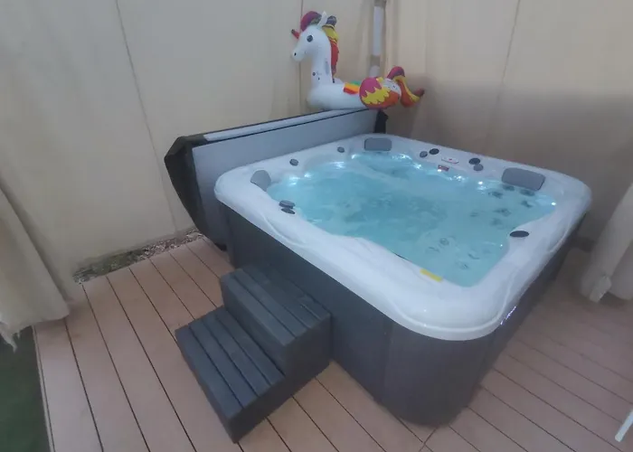 Hola * Novigrad Istria