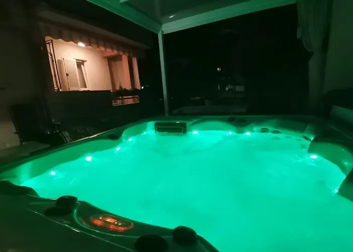 Hola Novigrad Istria